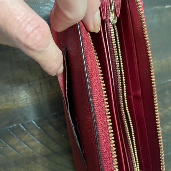 Coach Accordion Red Leather Wallet with Gold Metal - Picture 13 of 14